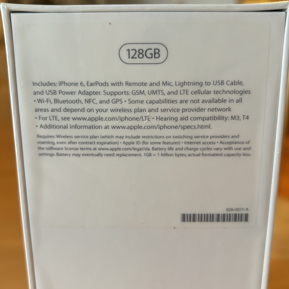 NWT NEW iPhone 6 Space Gray 128gb still in wrapping. - Picture 2 of 5